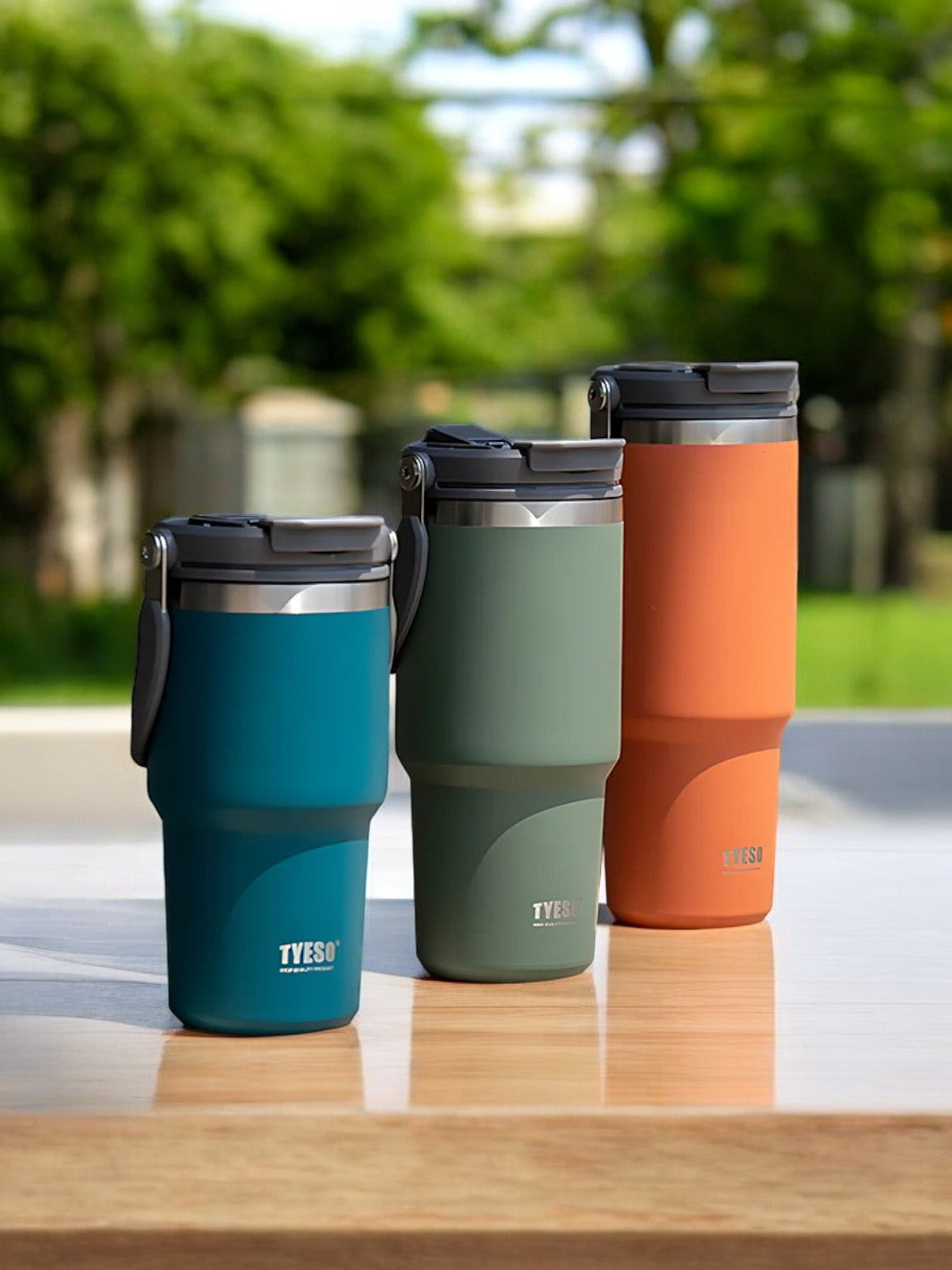 Gourde Thermos en acier inoxydable avec paille et poignée intégrées