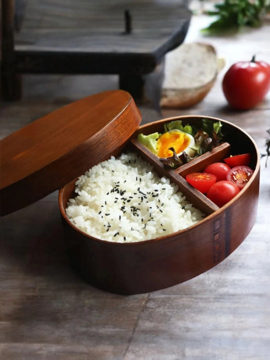 Bento en bois laqué